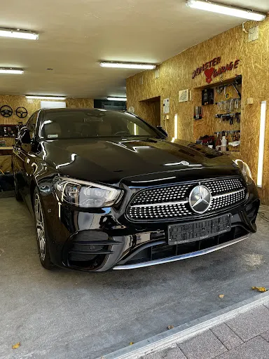 Auto Detailing Monster Garage - Wynajem Autolawety